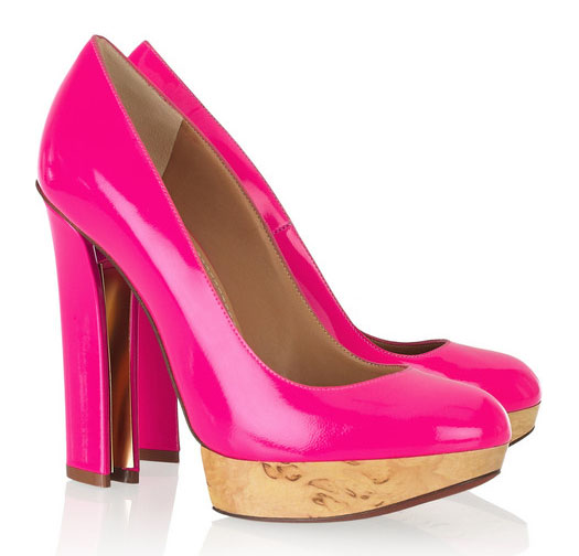 I Want! Lanvin's Neon Pink Horshoe-Heeled Patent Pumps!