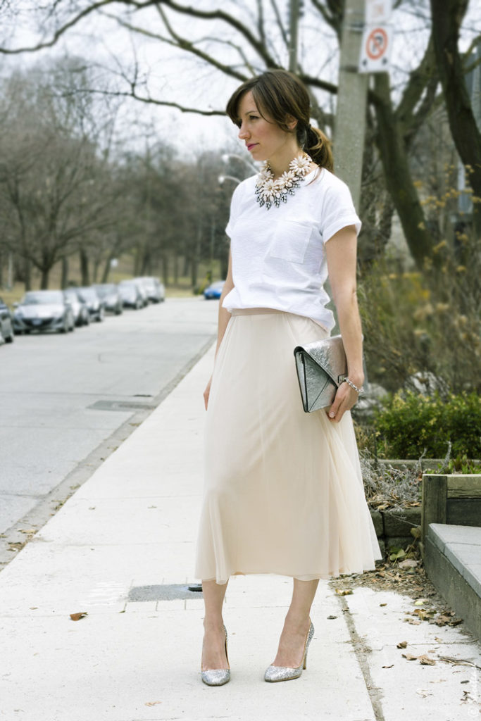 Toronto Street Style - Blush Pink Tulle Skirt, White T-Shirt & Silver