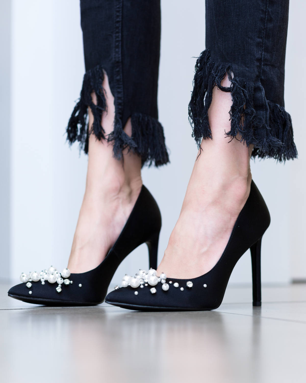 Science proves high heels do have power over men